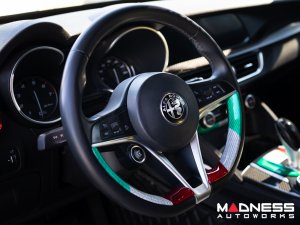 Alfa Romeo Stelvio Steering Wheel Side Trim Kit - Carbon Fiber - Pre '20 - Italian Theme - Feroce Carbon